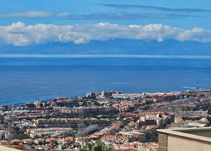 Gran View Apartment Sea Wiew, Wifi,Garage, Car Rental